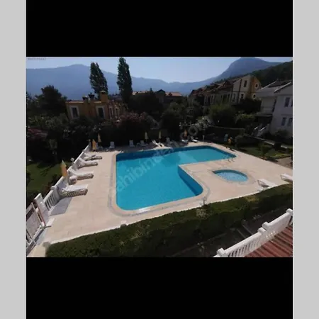 De Oludeniz/hisaronunde Havuzlu 2+1 Daire 公寓 费特希耶